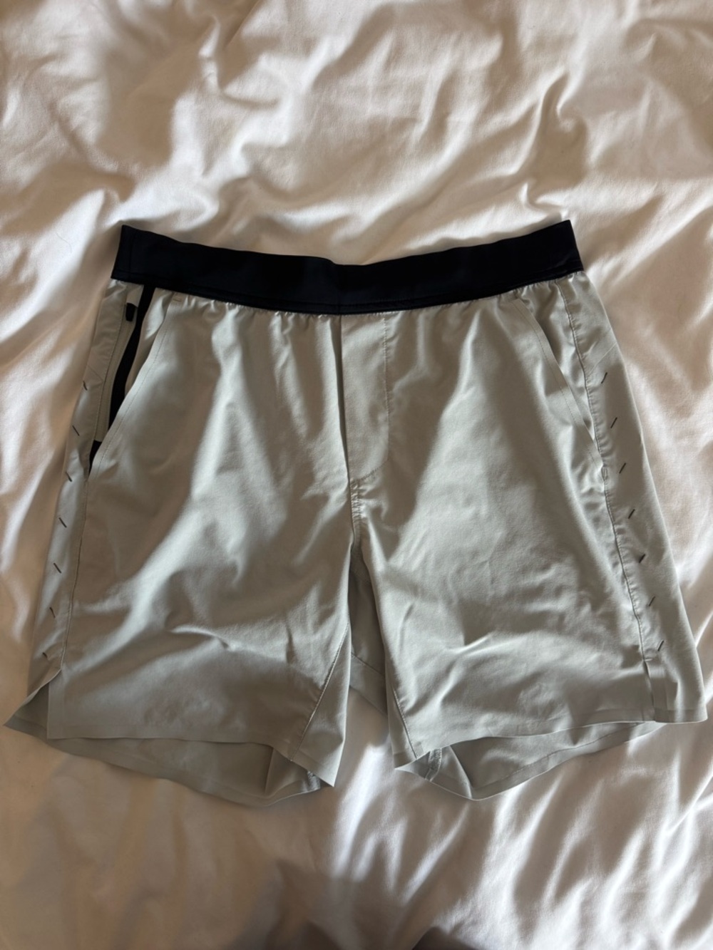 Ten Thousand Men's Interval Shorts Unlined in Light Gray Size M 7” Inseam